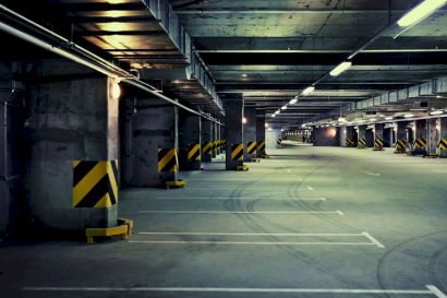 Продам машиноместо в теплом подземном охраняемом паркинге по адресу: ЖК "Город Набережных", г. Химки, Набережный проезд д. 25 к. 2Место угловое № 89, есть возможность ставить два автомобиля.