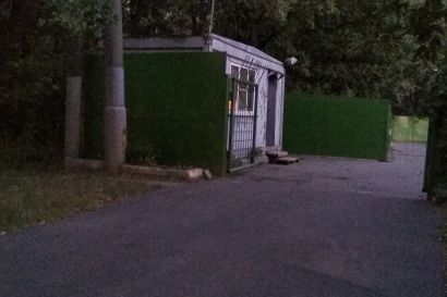 Гараж пересечение ул. Введенского и Островитянова улица, Напротив дома 37A | АПК Коньково