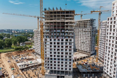 Машиноместо Комарова улица, 17А