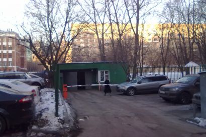 Машиноместо Украинский бульвар, 6к2